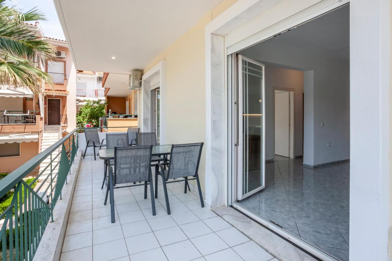 Aris Luxury Apartments Пефкохори Экстерьер фото