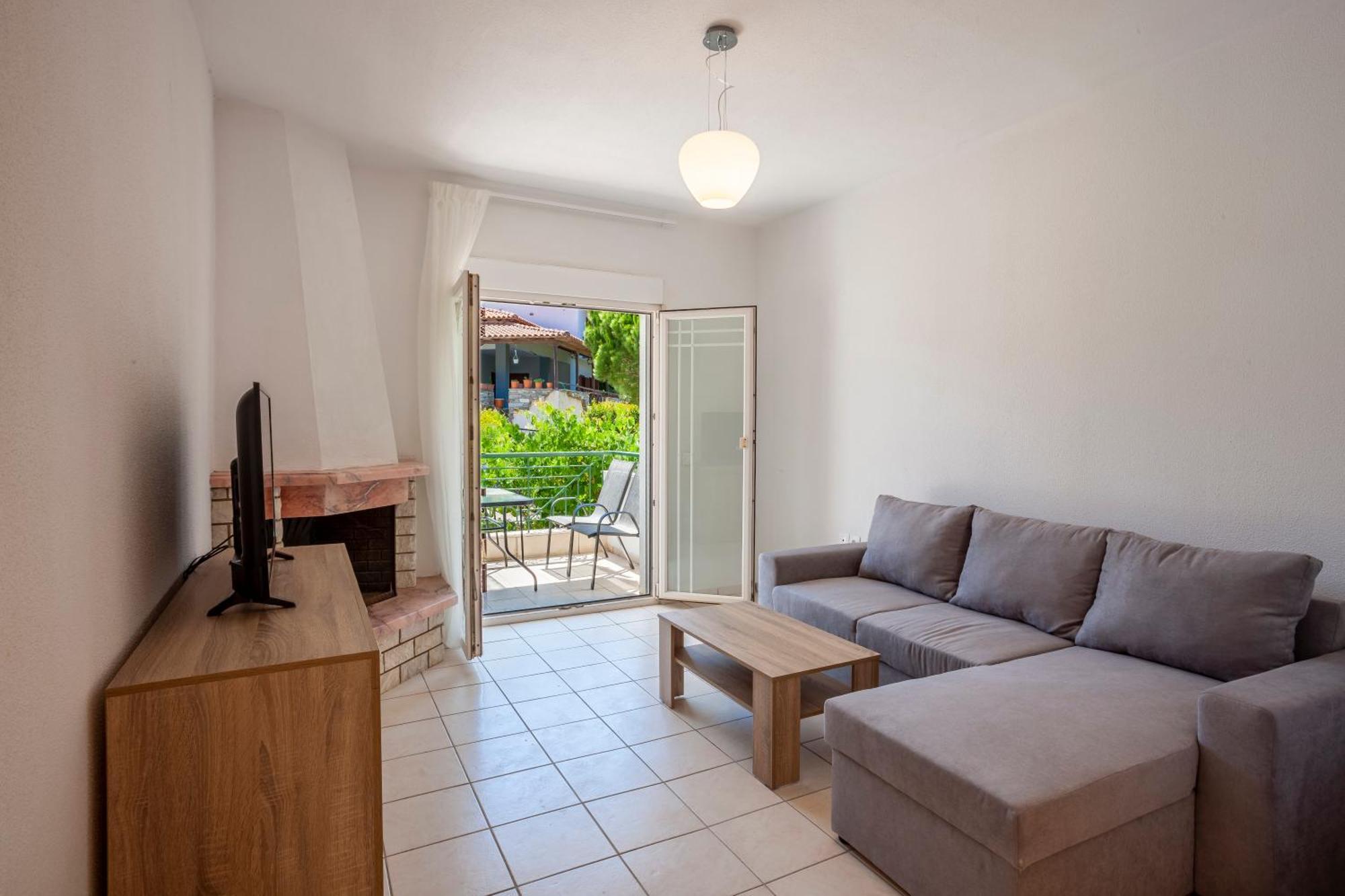 Aris Luxury Apartments Пефкохори Экстерьер фото