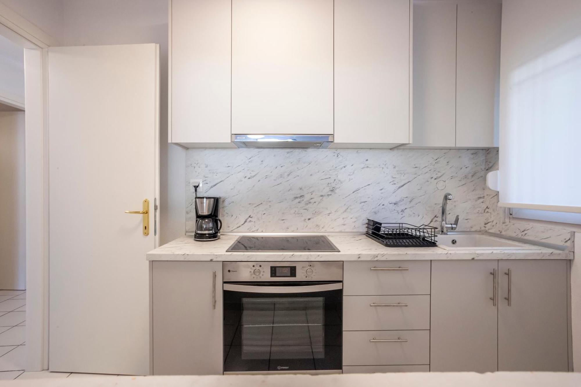 Aris Luxury Apartments Пефкохори Экстерьер фото
