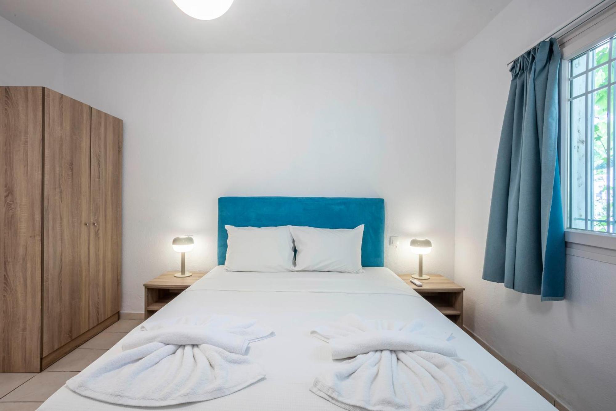 Aris Luxury Apartments Пефкохори Экстерьер фото