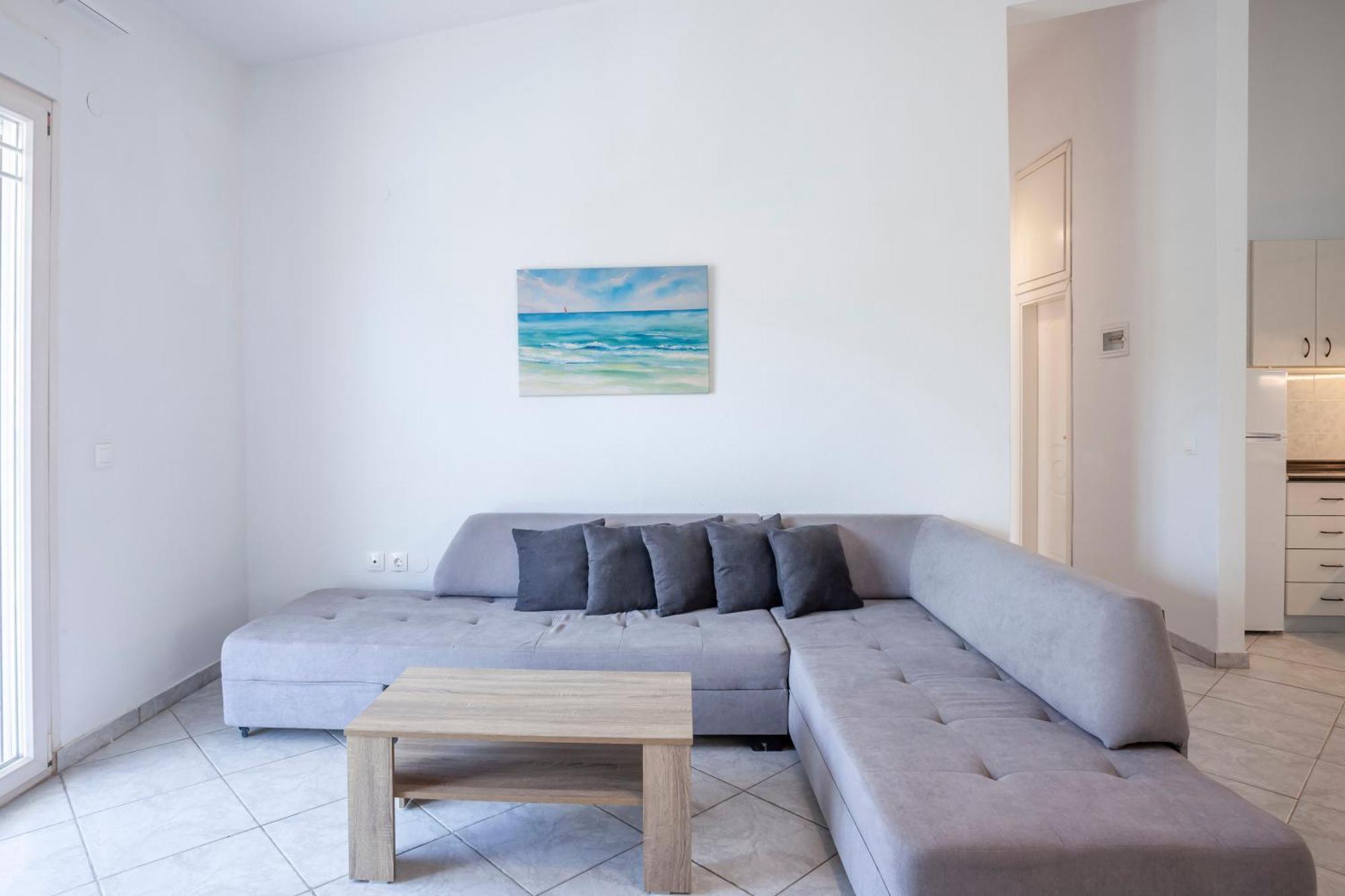 Aris Luxury Apartments Пефкохори Экстерьер фото
