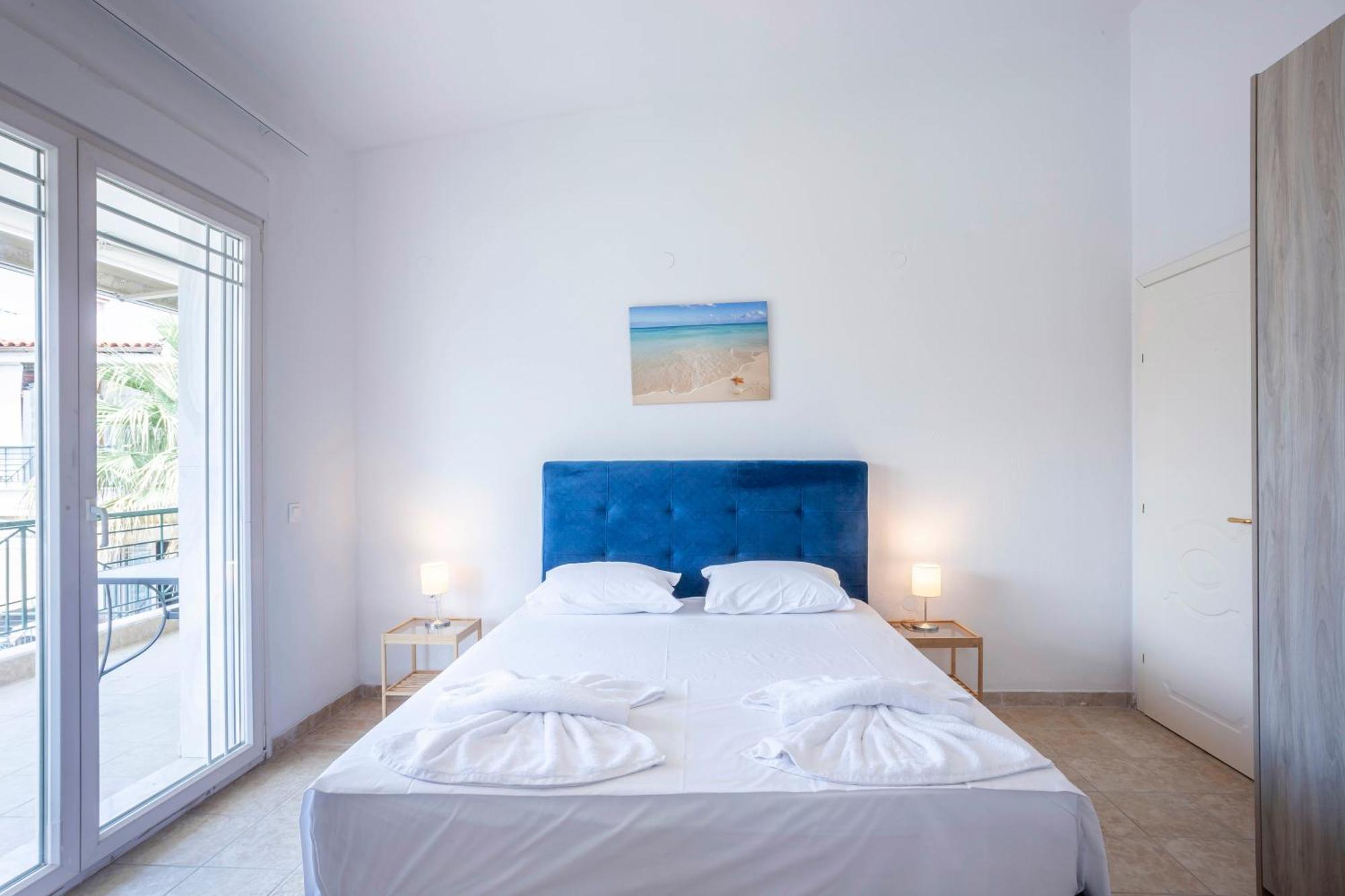 Aris Luxury Apartments Пефкохори Экстерьер фото