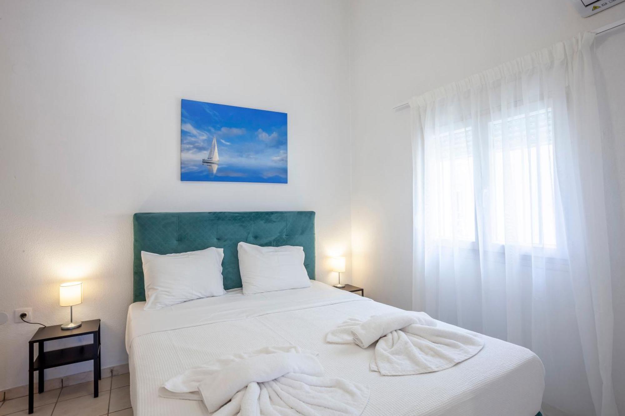 Aris Luxury Apartments Пефкохори Экстерьер фото