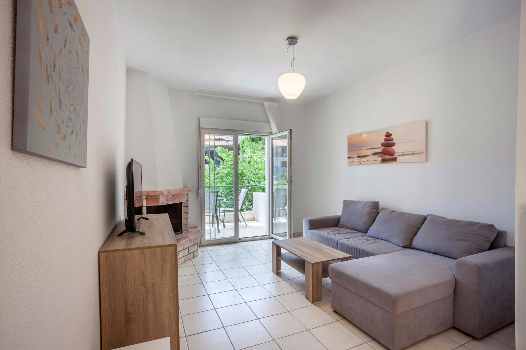 Aris Luxury Apartments Пефкохори Экстерьер фото