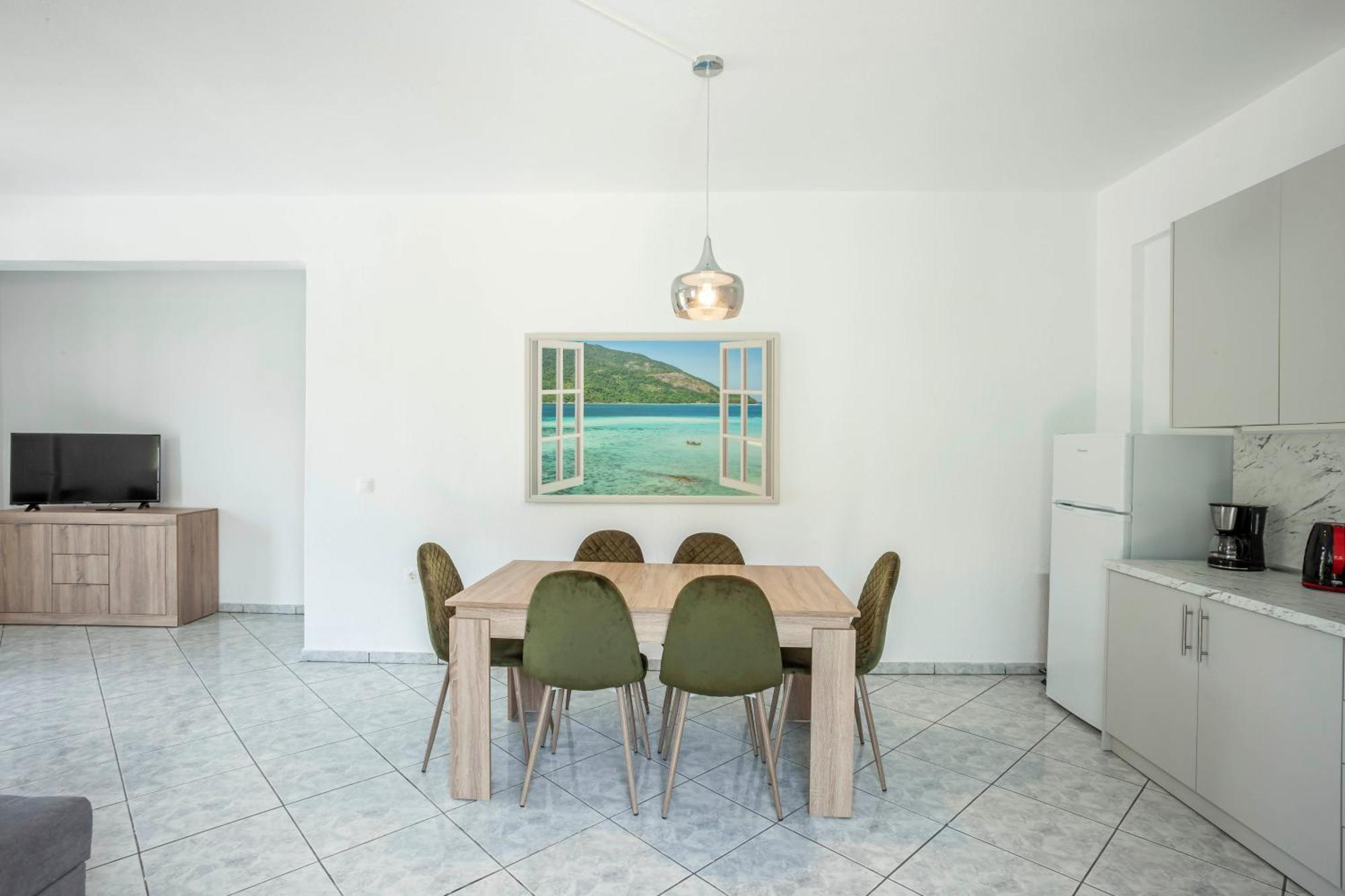 Aris Luxury Apartments Пефкохори Экстерьер фото