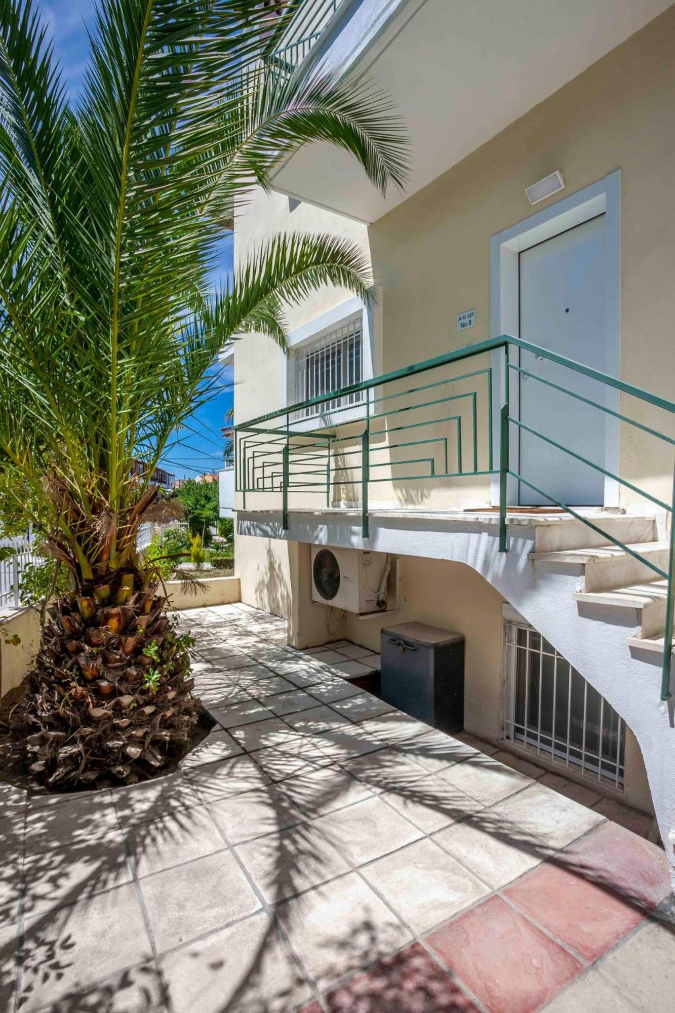 Aris Luxury Apartments Пефкохори Экстерьер фото